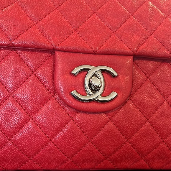 💯 Authentic Chanel Washed Caviar Maxi - Picture 2 of 16